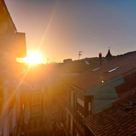 Apartamento Con Encanto En El Puerto De Bermeo Bagian luar foto